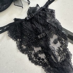 Victoria's Secret Designer Swarovski Crystal Black 36B Bra & L Thong Set