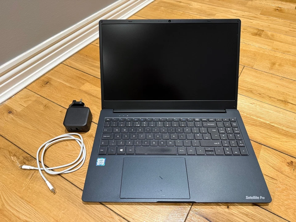 Dynabook Satellite Pro C50-E-10D (i3 8th Gen, 8GB, 256GB, 15.6", Window 11 Home) - Image 3 of 4