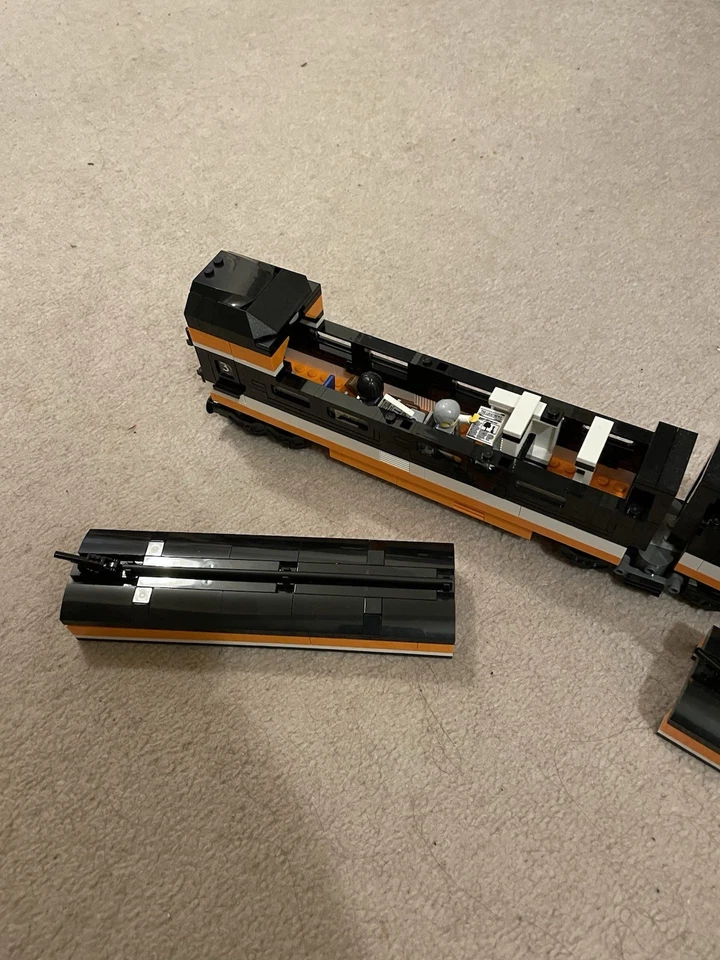 LEGO Creator 10233 Horizon Express, photo 2 of 5