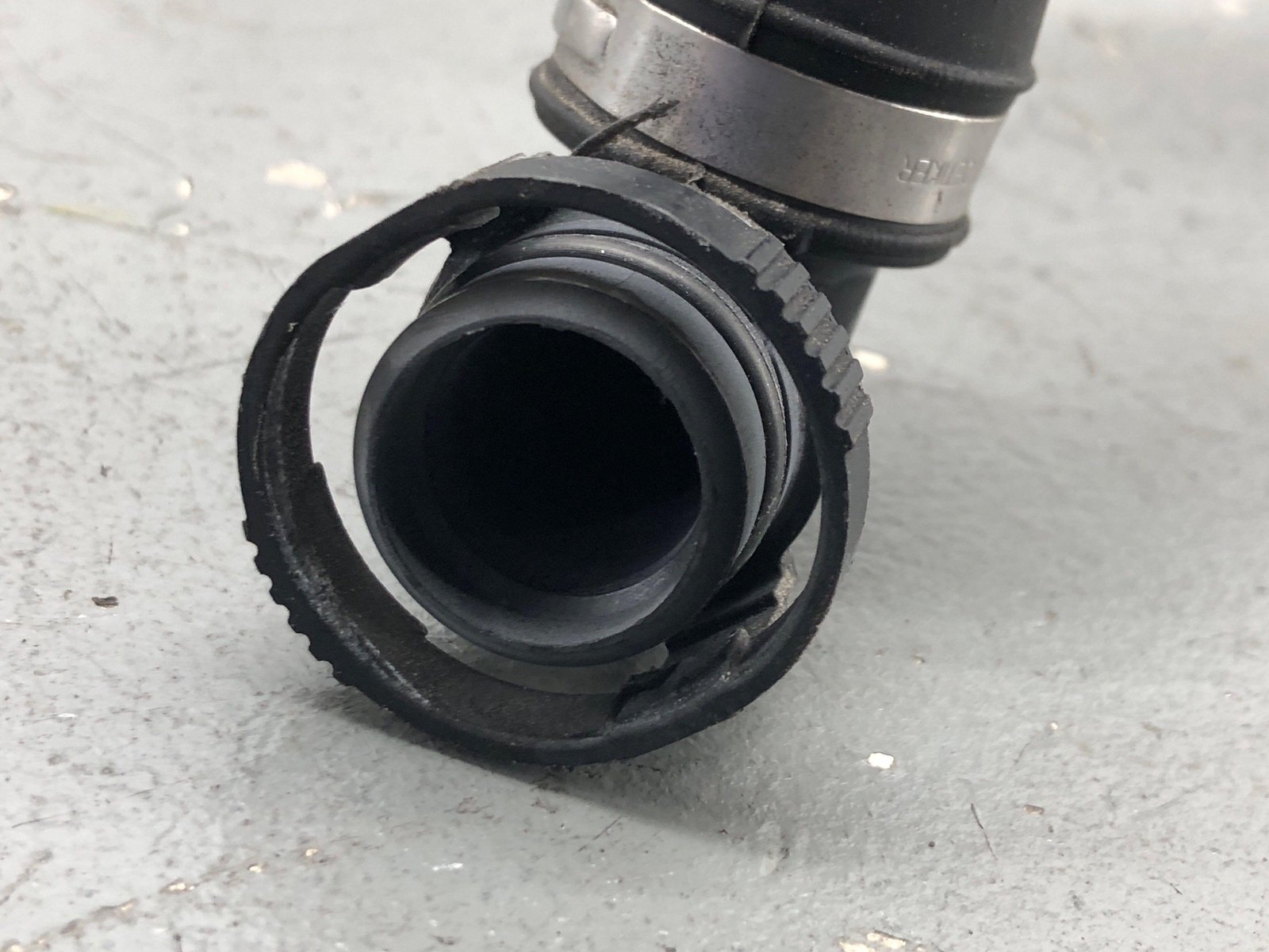 2020-2023 MCLAREN GT 4.0L ENGINE MISC AIR HOSE PIPE LINE W/SENSOR 22FA031GP OEM
