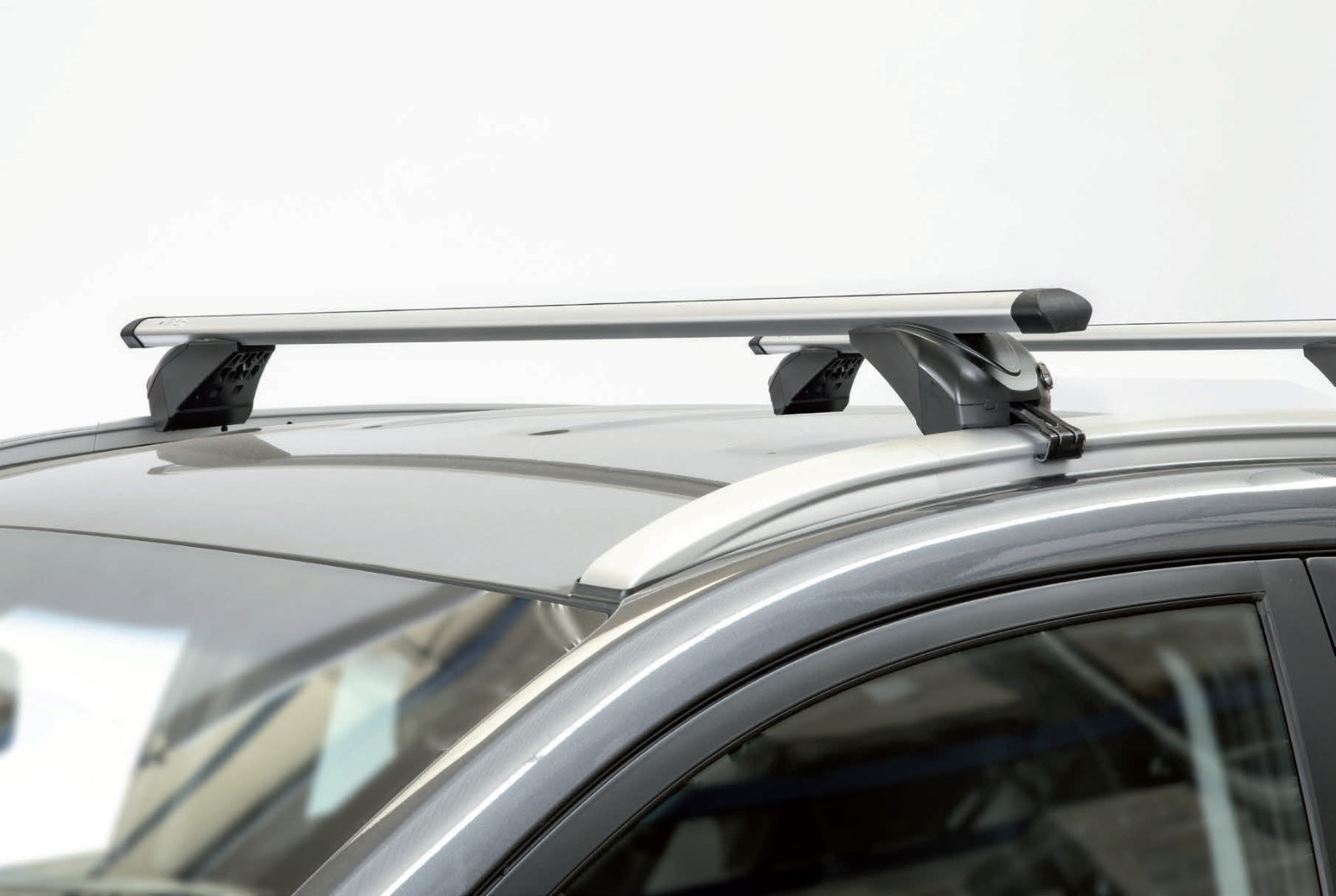 COMPATIBILE CON VOLKSWAGEN Touran II MPV dal 2021 in poi Rail aperti BARRE PORTAPACCHI PER TETTO AUTO CON CORRIMANO REALING BASSI E ALTI 124CM OMOLOGATE ACCIAIO MAX 100KG