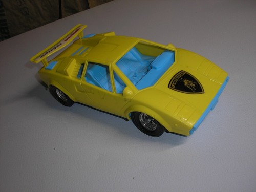 Large 10 3/4" long PLASTIC Tootsietoy Lamborghini Super Sports Car Free SHIPPING - Picture 5 of 6