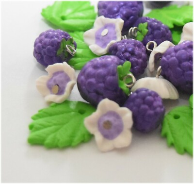 Traube Charms Lila Beeren Handarbeit Fimo Perlen 