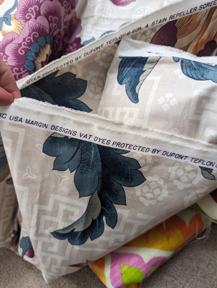 复古 Stanley King 织物花卉经典 7 3/4 码 56W 令人惊叹的内饰枕头 — 第 4/4 张图片