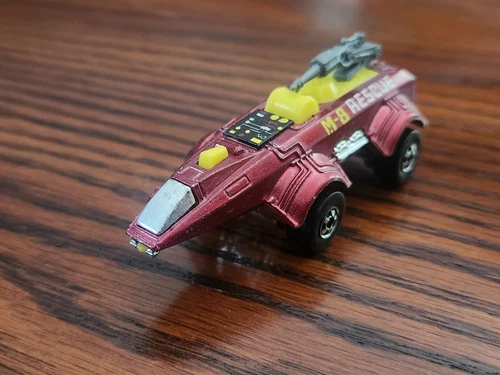 Hot Wheels Vintage 1978 Spacer Racer Metallic Red Space Car M-8 Rescue Vehicle