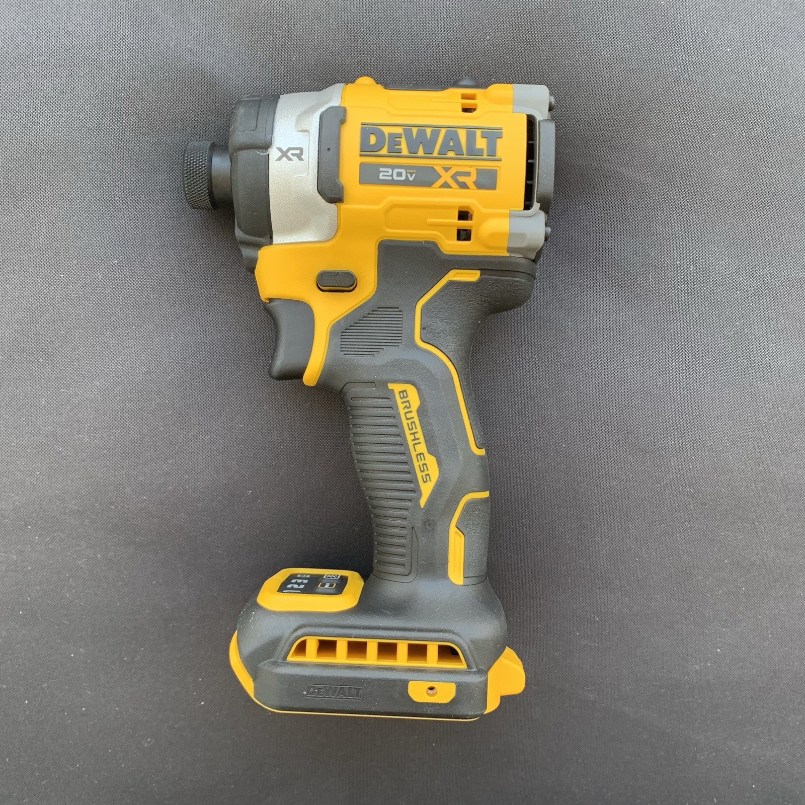 DEWALT DCF860 20V MAX XR 브러시리스 1/4인치 임팩트 드라이버 (본체만, 새 제품)