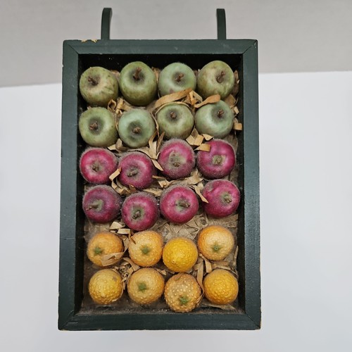 Byers Choice 1999 "Cries of London" Man Fruit Vendor Orange Apple Cart Rare Sign - Picture 13 of 16