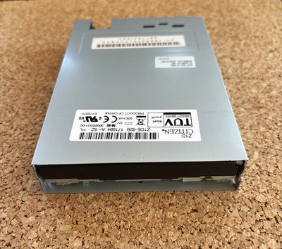 Z1D CITIZEN Z1DE-62B 3.5'' 1.44mb Floppy Drive HP P/N 392415-001 Open Face