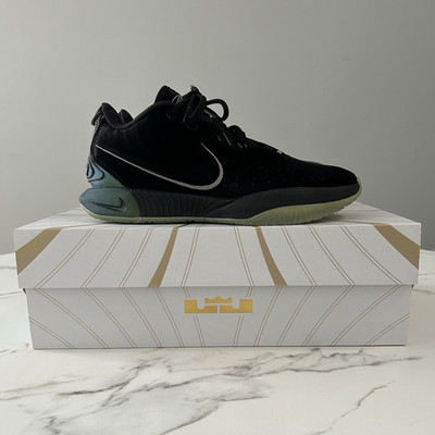 Nike LeBron 21 EP Tahitian Low-Top Basketball Sneaker Black/Green FB2236-001