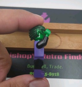 Lego Batman DC Comics Beast Boy 76035 Jokerland Super Heroes Minifigure. 