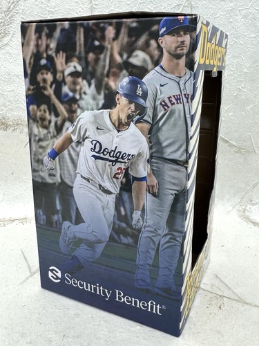 Los Angeles Dodgers Tommy Edman Bobblehead SGA 6/2/2025 nuovo con scatola - Foto 3 di 9
