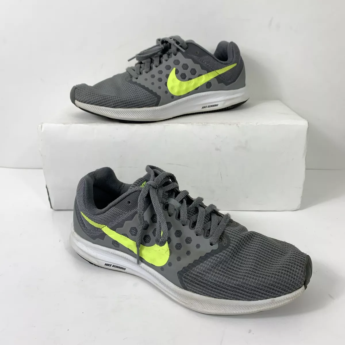 orgánico Chimenea creencia Nike Downshifter 7 Men Sz 7 Gray Volt Green White 852459-004 Athletic Shoes  | eBay