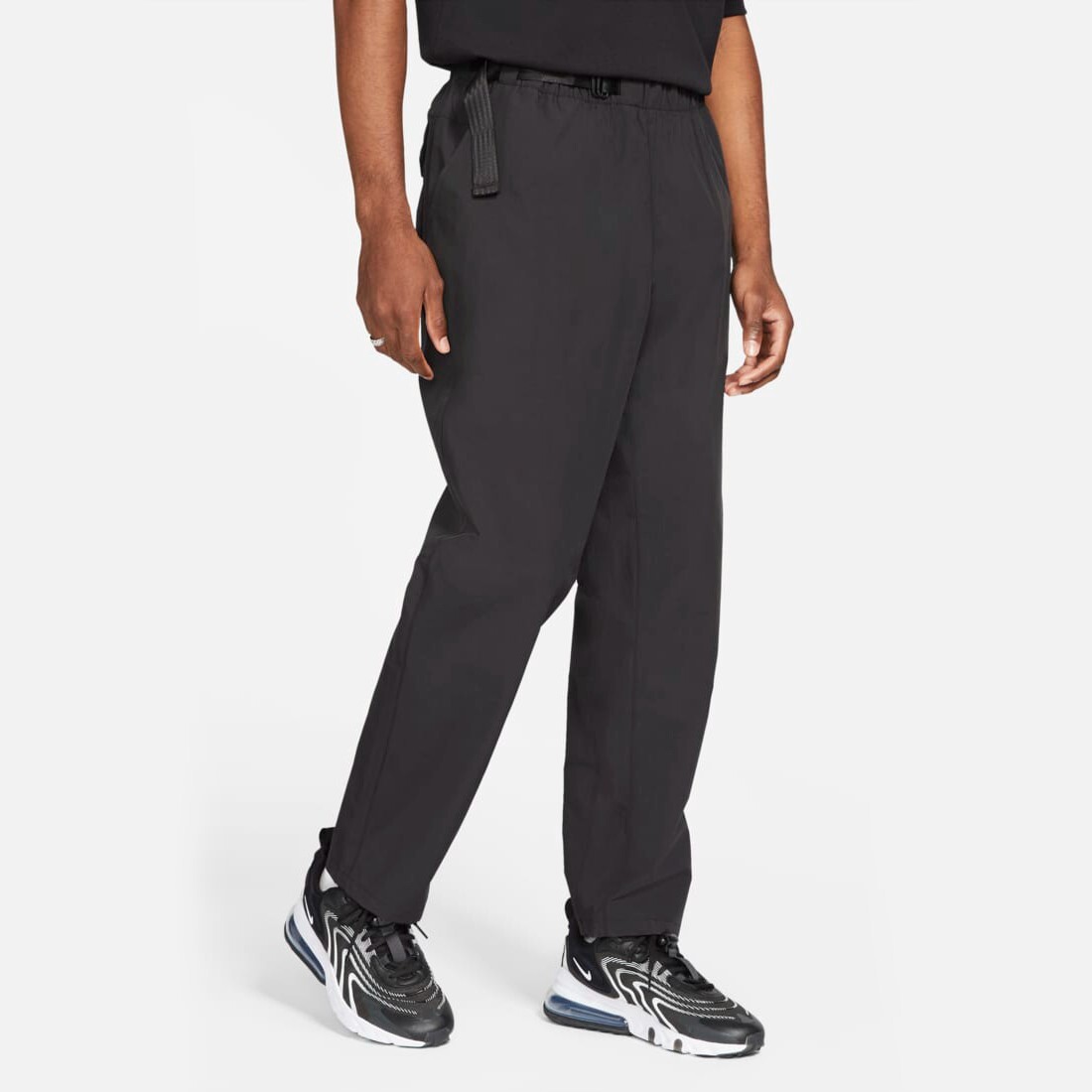 nike black essentials standard fit joggers
