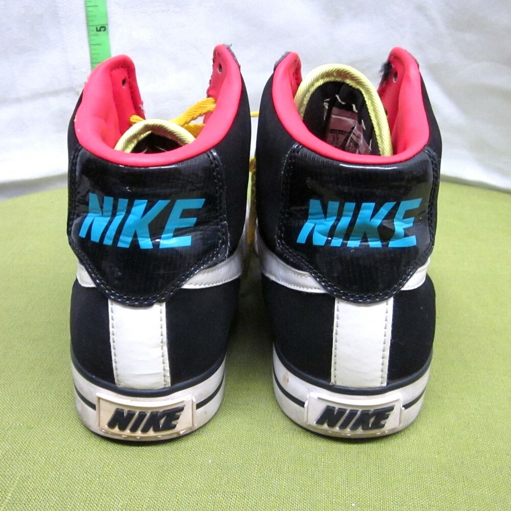 NIKE Sweet Classic youth hightops 2012 multicolor shoes kids size 5