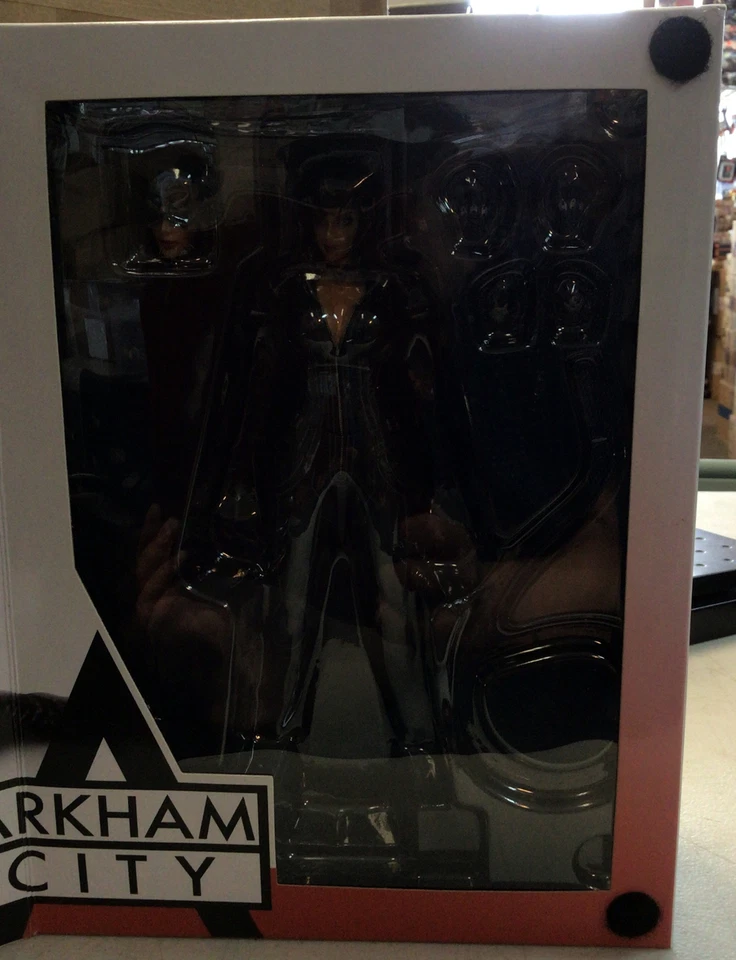Square Enix Play Arts Kai Arkham City Serie 01 - Catwoman (2013) Foto 4 de 4