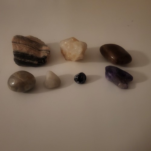 Schöne Sammlung Schmucksteine Heilsteine 7 Stück