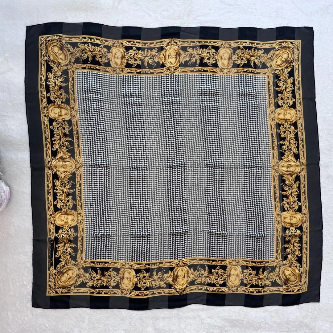 Foulard Christian Dior 86 cm 33