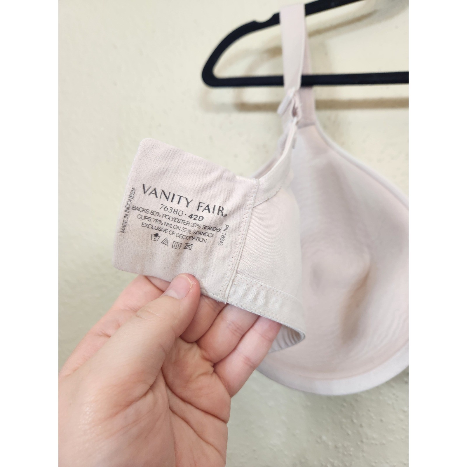 Vanity Fair Full Coverage Smoothing Underwire Bra… - image 4