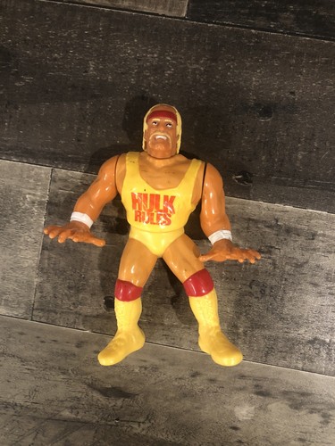 Hulk Hogan WWF WWE Hasbro Series 1 Non Working Act...
