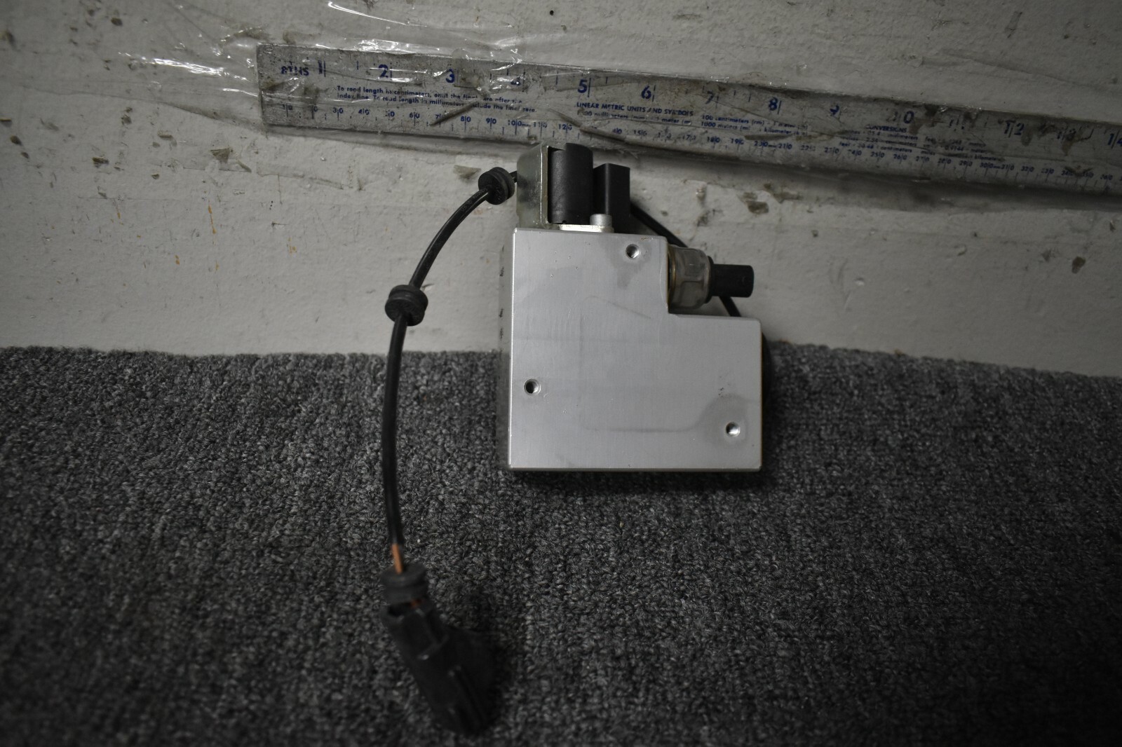 2017 MCLAREN 570S PUMP VALVE BLOCK FACTORY OEM