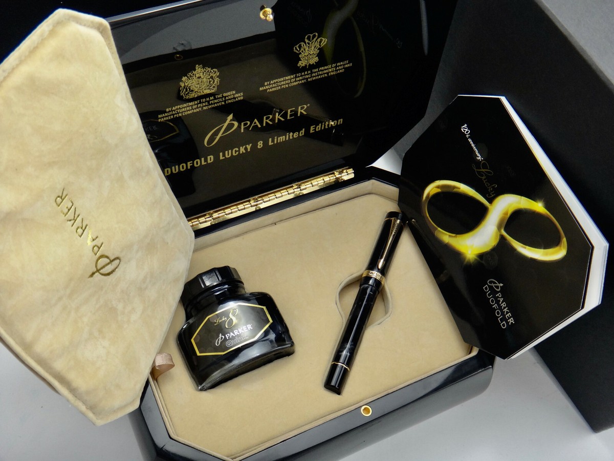 PARKER Duofold Black and Pearl 