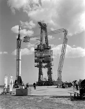 FREEDOM 7 (MR-3) PRE-LAUNCH ACTIVITIES ALAN SHEPARD - 8X10 NASA PHOTO (EP-188)