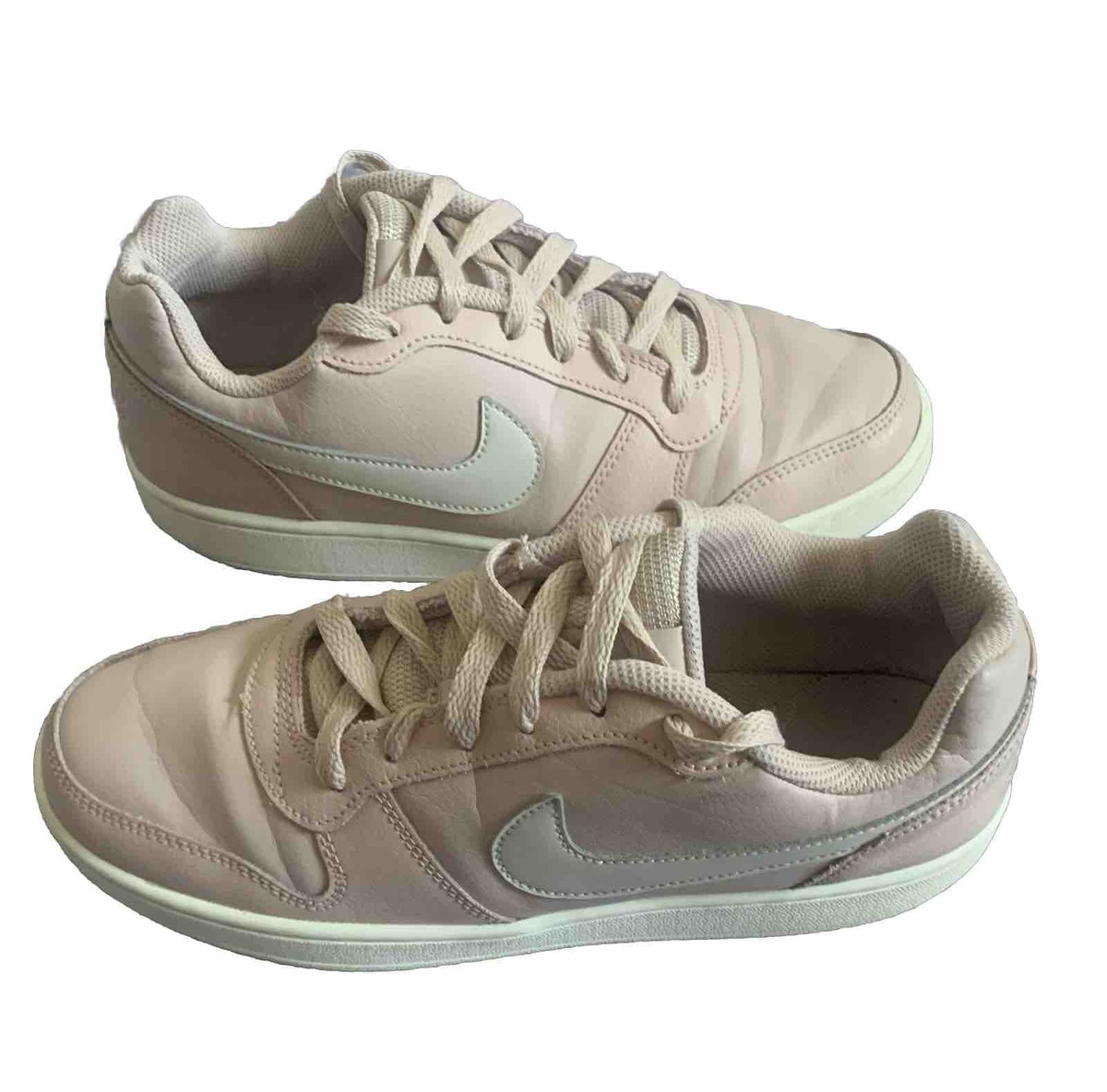 nike women's ebernon