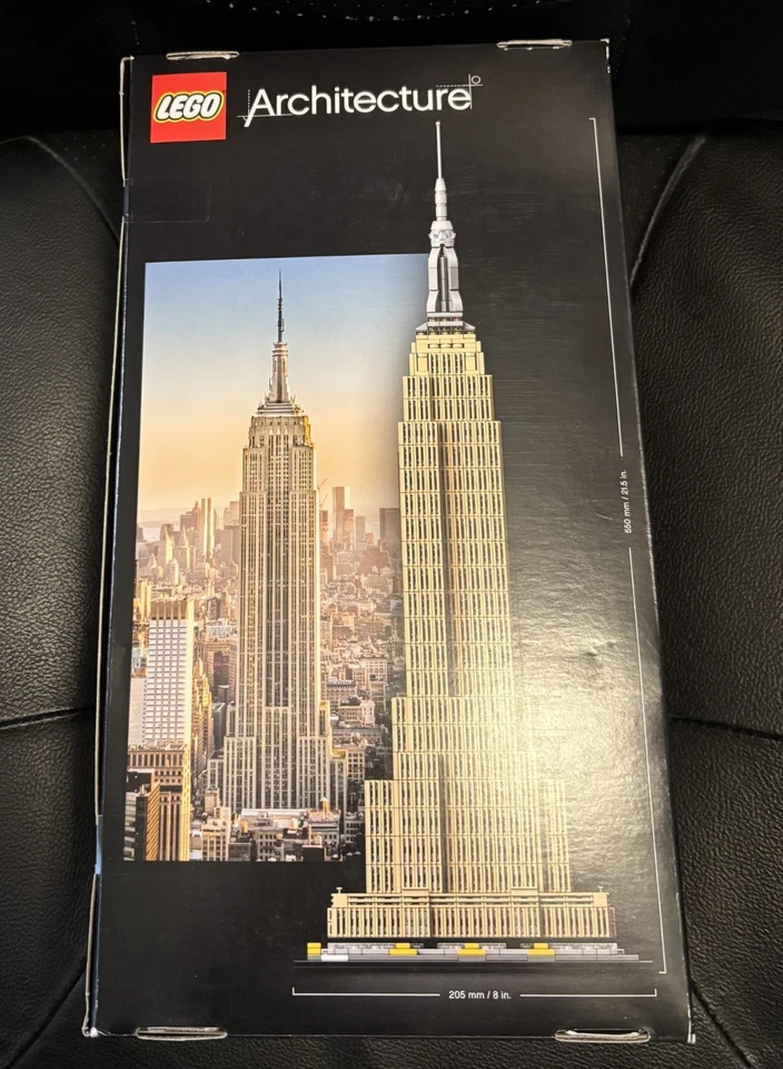 Lego Architecture 21046 Empire State Building BRAND NEW SEALED - Image 3 of 4