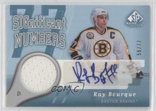 2005-06 SP Game Used Edition Significant Numbers 56/77 Ray Bourque Auto HOF 0c3
