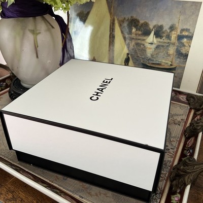 Authentic CHANEL Square Empty Gift Box 8.75 x8.75 x4 