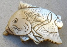 NO RESERVE Antique Japanese Mother of Pearl Netsuke Vintage Fish Carp MOP
