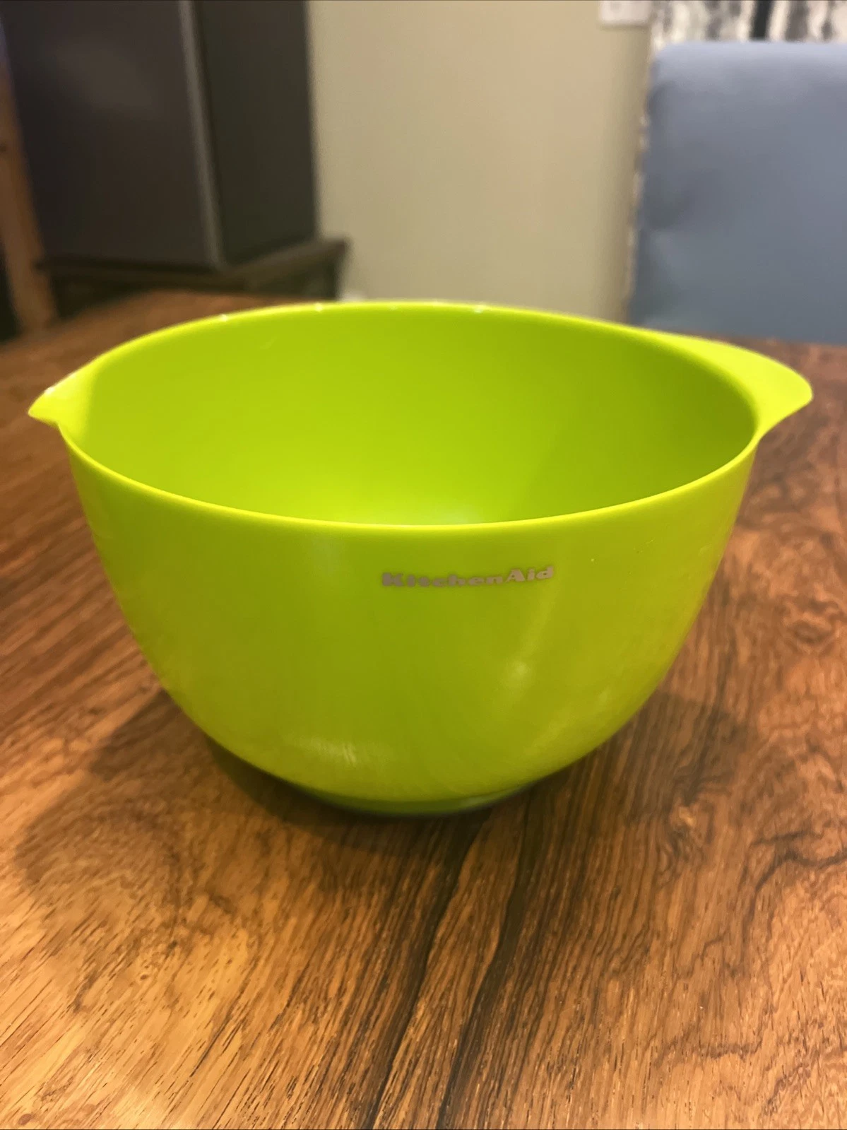 Vintage Kitchen Aid Nesting / Mixing Bowl 3.5 QT Handle And Spout Base Green
