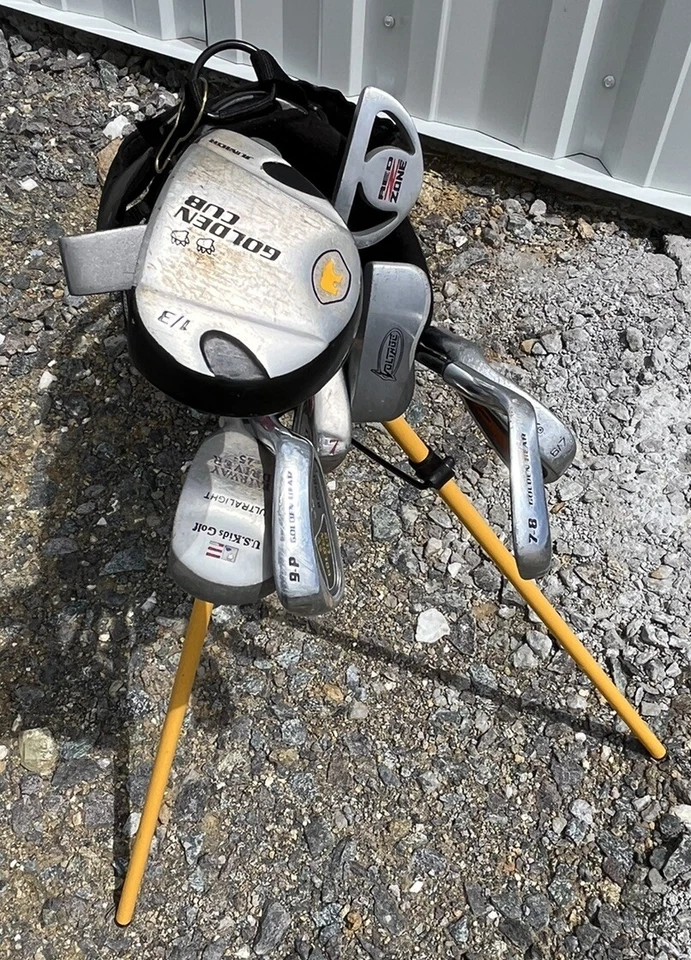 JUEGO DE PALOS DE GOLF PARA NIÑOS GOLDEN BEAR CUB JUNIOR JR con BOLSA 46"-52" de altura, palos adicionales Foto 4 de 4