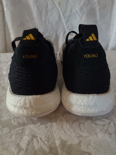 Size 11 - adidas Trae Young 2.0 Super Villain 2022 - Picture 5 of 9