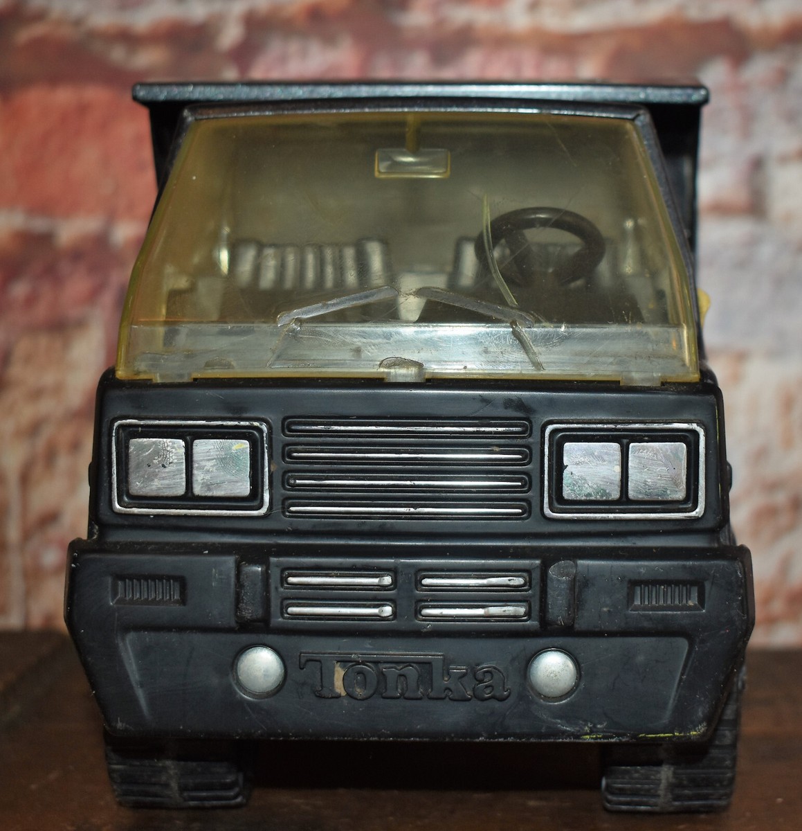 Vintage 1980s Tonka Heavy Duty Pressed Steel Dump Truck GVW Vintage 1980s Tonka Heavy Duty Pressed Steel Dump Truck GVW