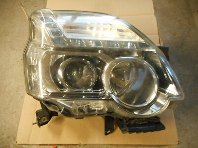   X-TRAIL T31   ** XENONSCHEINWERFER HAUPTSCHEINWERFER SCHEINWERFER **   NISSAN