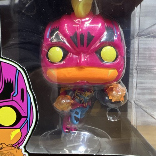 Funko Pop! Marvel: Captain Marvel #908 Black Light (Target Exclusive) - Picture 2 of 8