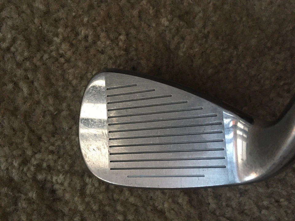 Cobra King F8 Carbon FT 8 Iron Project X 5.5 Regular + Flex Steel Shaft - Image 4 of 4