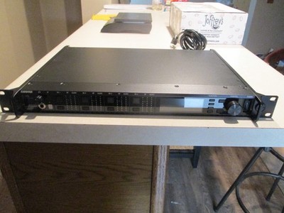 Shure AD4QUS-A Axient Digital Four-Channel Wireless Receiver (A: 470 to 636 MHz)