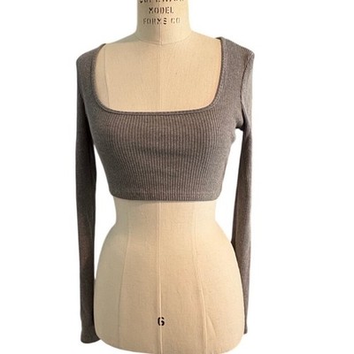 PrettyLittleThing Ribbed Gray Crop Top Long Sleeve Fitted Square Neck Size 1