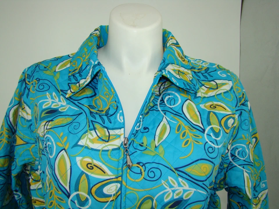 BRECKENRIGDE WOMENS PLUS BLUE PRINT QUILTED ZIP JACKET SIZE 2X / 20W NWT D141 - Image 3 of 4