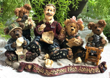 BOYDS RESIN BEARSTONE FIGURINE -T H B WORK IS LOVE MADE VISABLE -5TH ANNIVERSARY