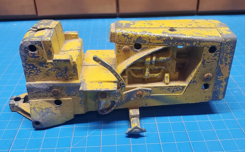 Ertl International TD 25 Bulldozer Casting 1966 - Image 4 of 4