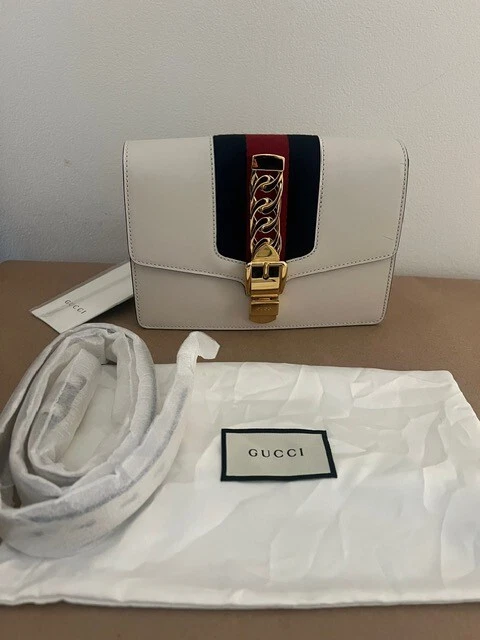 Sac ceinture authentique Gucci Sylvie (peut être porté comme sac à main)