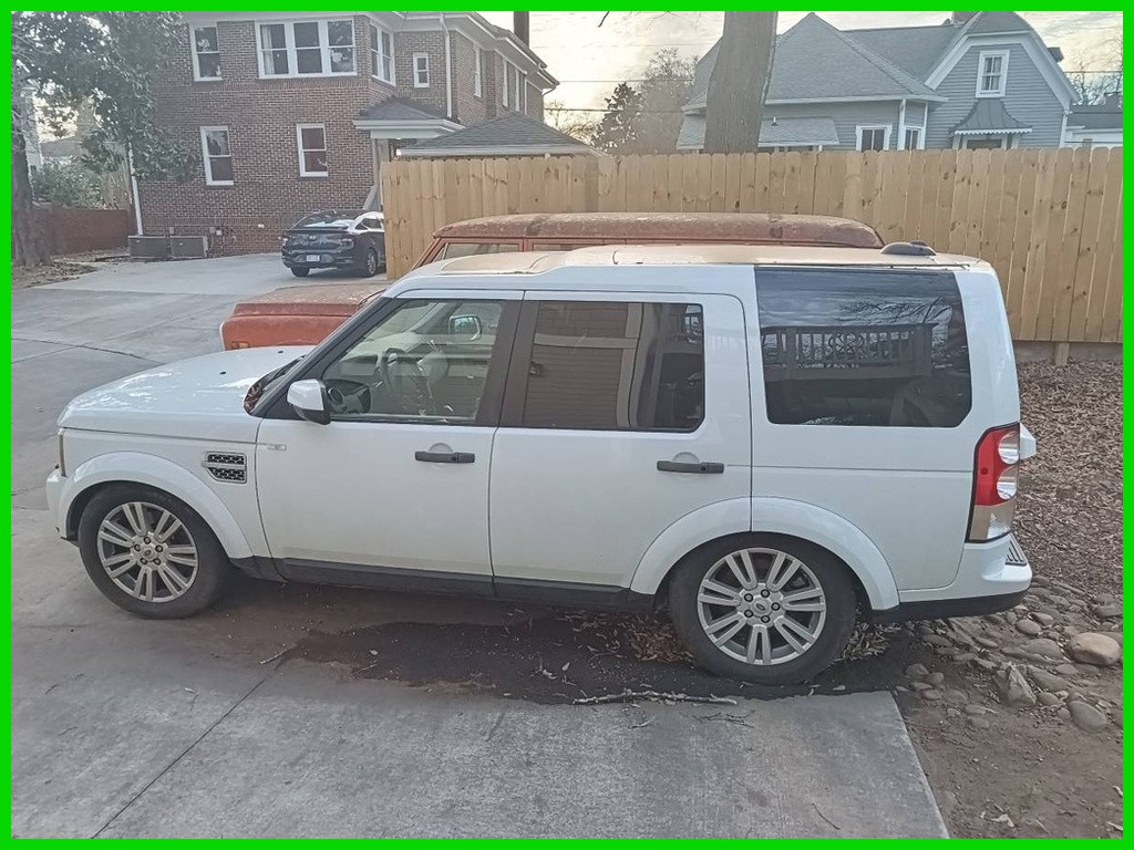 2011 Land Rover LR4