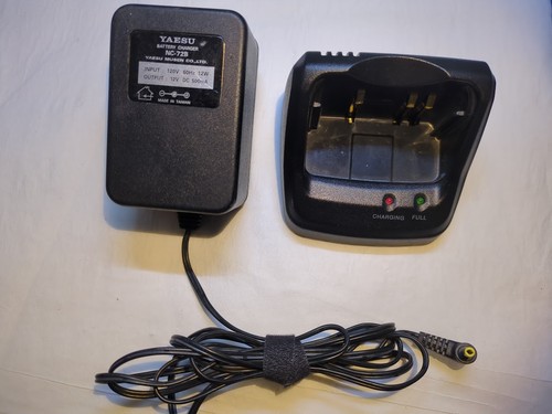 CD-15A/Y-15A Rapid Charger for YAESU VX-5 VX-5R VX-6R VX-7R Radios w/NC-72B