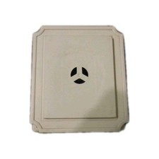 Mount master vinyl siding mounting block  scalloped linen