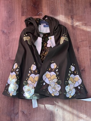 NWOT  Moringwitch Magnolia Cotton Twill Cape SIZE MEDIUM