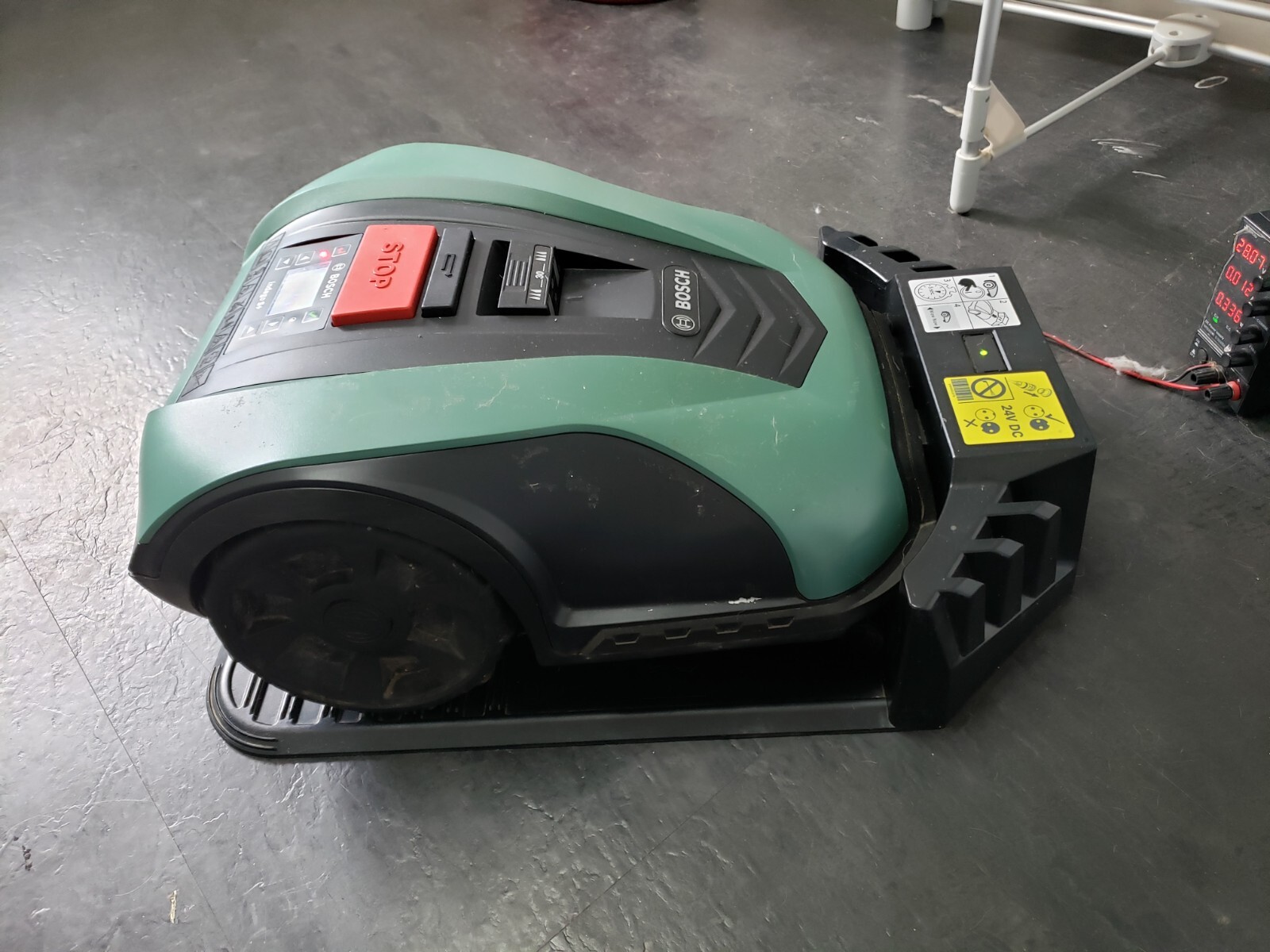 Bosch Robotic Lawnmower Indego S+ 350 (with App Function, 19 cm Cutting