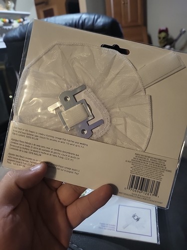 Set of 3 Wilton Wrist Corsage - Add flowers to create your own corsage - NEW! - 第 3/4 張圖片